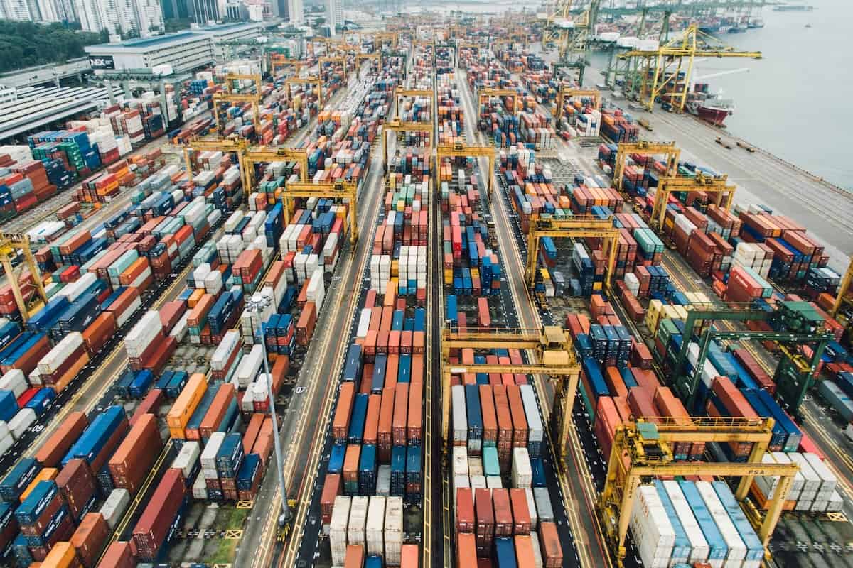 Compartmentalized Supply Chains
