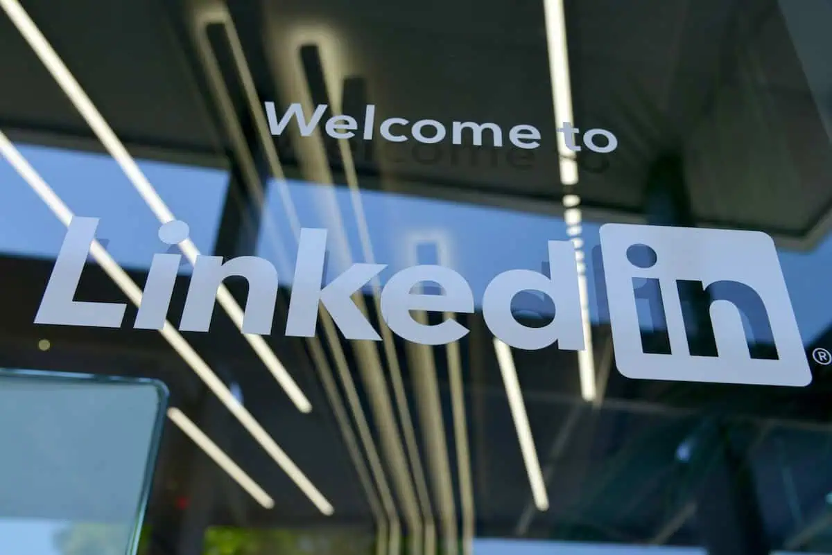 LinkedIn Ads