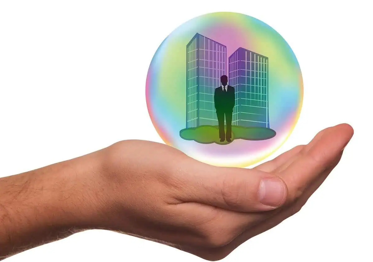 Why Business Insurance is Essential for Supply Chain!