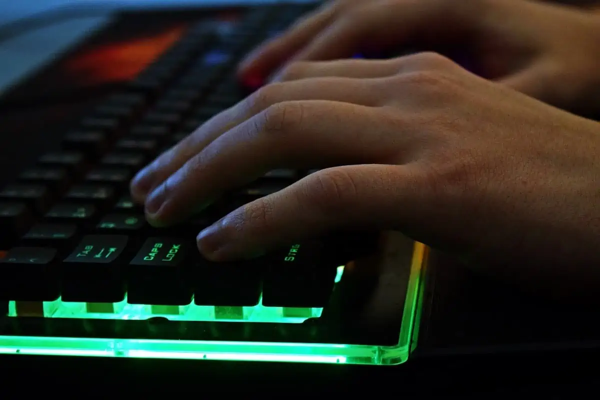 Online Entertainment