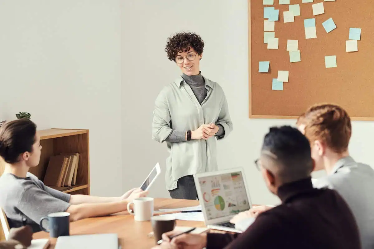 The Link Between Transparent Management and Organizational Trust!